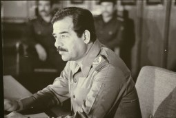 Saddam H enero 80 (6).jpg
