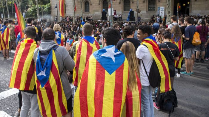 Estudiantes-catalanes-imagen-archivo_1128197243_11381767_1020x574